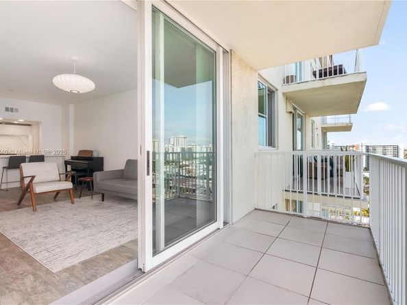 3020 NE 32nd Ave 1505, Fort Lauderdale FL 33308