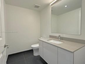 1600 NE 1st Ave 3514, Miami FL 33132
