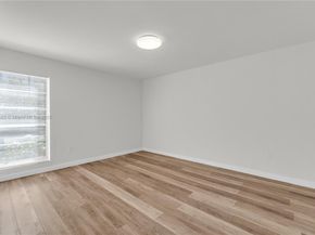 4709 NW 7th St 2049, Miami FL 33126