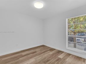 4709 NW 7th St 2049, Miami FL 33126