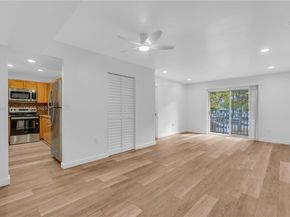 4709 NW 7th St 2049, Miami FL 33126