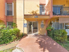 4709 NW 7th St 2049, Miami FL 33126