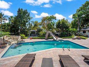 10320 SW 139th St, Miami FL 33176