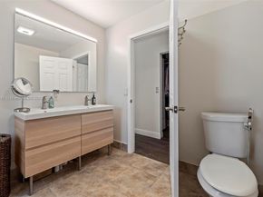 15887 NW 4th Ct, Pembroke Pines FL 33028