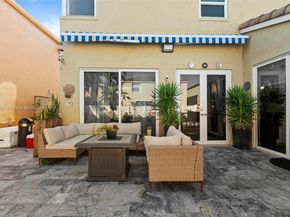 15887 NW 4th Ct, Pembroke Pines FL 33028