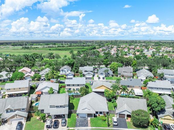 12265 NW 32nd Mnr, Sunrise FL 33323