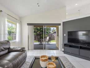12265 NW 32nd Mnr, Sunrise FL 33323
