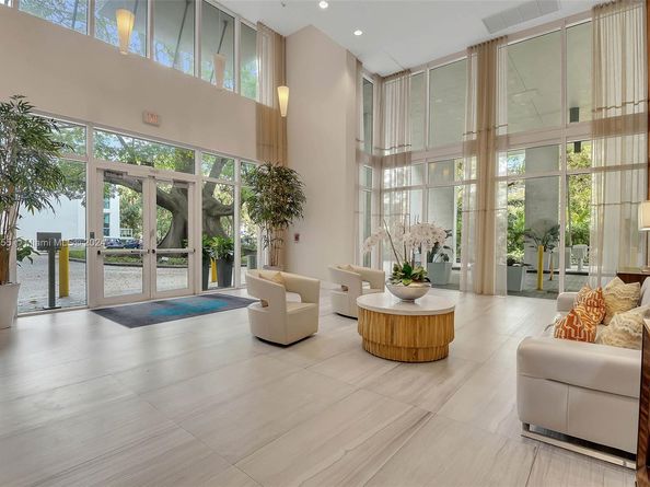 1871 NW S River Dr 1606, Miami FL 33125