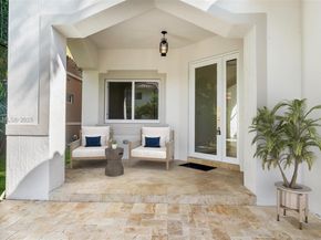 3559 Forest View Cir, Dania Beach FL 33312