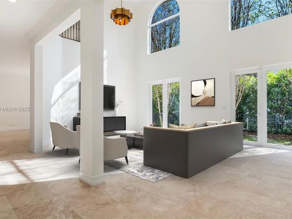 3559 Forest View Cir, Dania Beach FL 33312