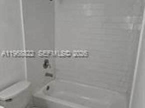 1153 Lake Victoria Dr J, West Palm Beach FL 33411