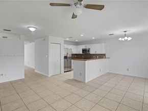 330 SW 2nd Ave 3, Hallandale Beach FL 33009