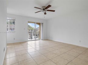 330 SW 2nd Ave 3, Hallandale Beach FL 33009