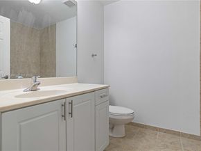 330 SW 2nd Ave 3, Hallandale Beach FL 33009