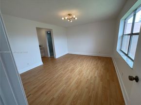 9481 Sunrise Lakes Blvd 302, Sunrise FL 33322