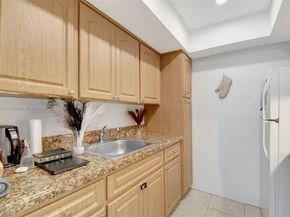 1213 SE 1st St, Fort Lauderdale FL 33301