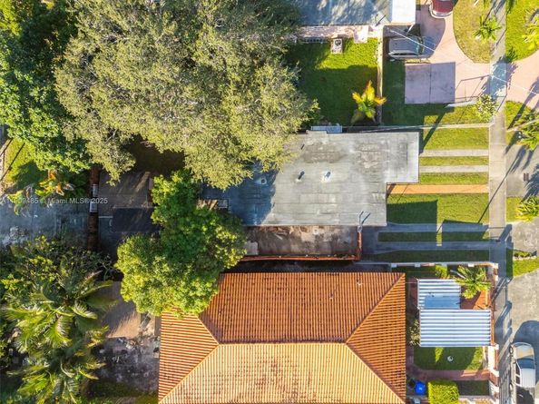 5834 SW 4th St, Miami FL 33144