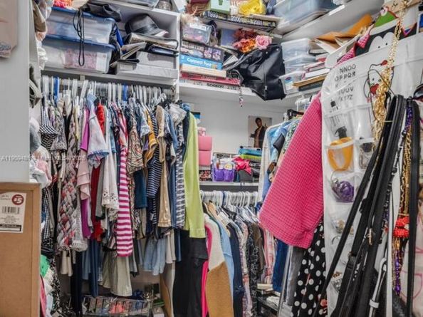 5834 SW 4th St, Miami FL 33144