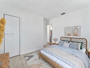550 NW 17th St, Pompano Beach FL 33060