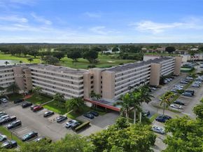 8900 Washington Blvd PH5, Pembroke Pines FL 33025