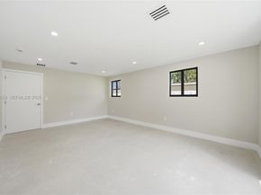 6332 SW 28th St, Miami FL 33155