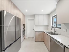 6332 SW 28th St, Miami FL 33155