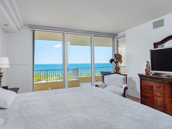 789 Crandon Blvd 1202, Key Biscayne FL 33149