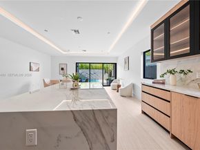 3187 SW 23rd St, Miami FL 33145