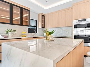 3187 SW 23rd St, Miami FL 33145