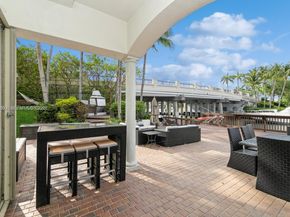 999 N Harbor Vw N, Hollywood FL 33019