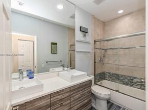 999 N Harbor Vw N, Hollywood FL 33019