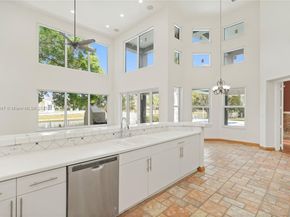 15601 SW 14th St, Pembroke Pines FL 33027