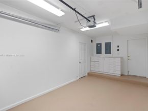 15601 SW 14th St, Pembroke Pines FL 33027