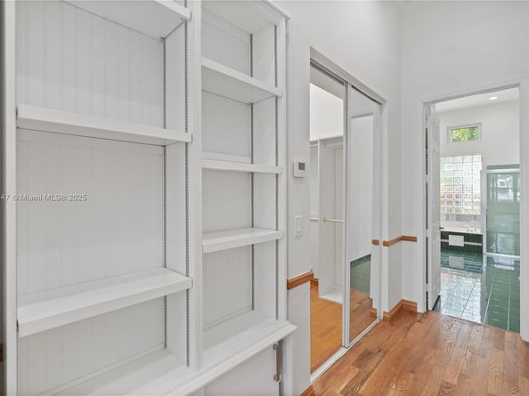 15601 SW 14th St, Pembroke Pines FL 33027