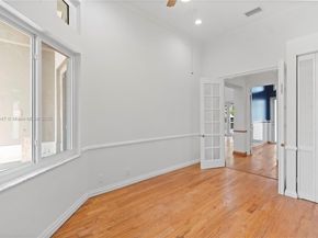 15601 SW 14th St, Pembroke Pines FL 33027