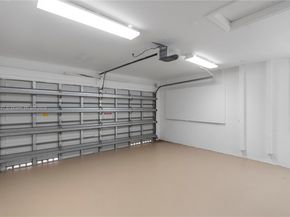 15601 SW 14th St, Pembroke Pines FL 33027