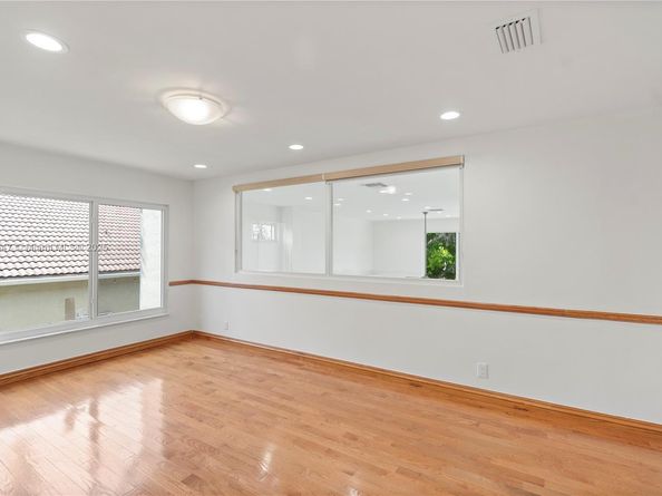 15601 SW 14th St, Pembroke Pines FL 33027