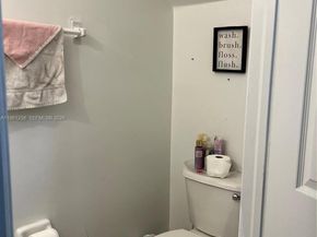 3330 NE 13th Cir Dr 10822, Homestead FL 33033