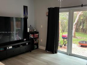 3330 NE 13th Cir Dr 10822, Homestead FL 33033