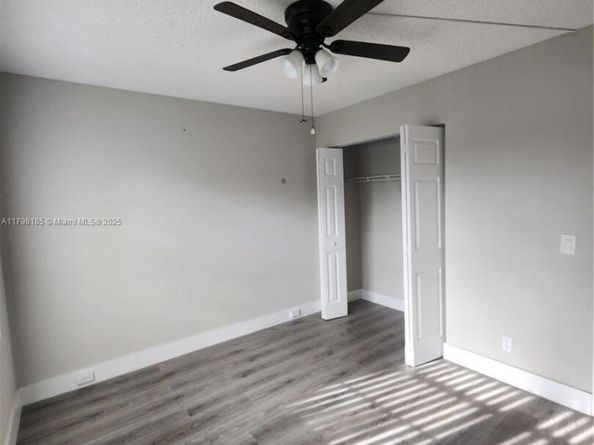 1401 SW 128th Ter 305H, Pembroke Pines FL 33027