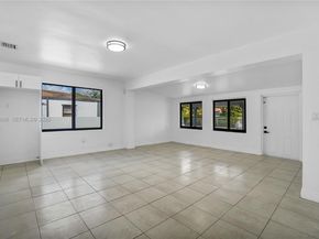 1340 NW 52nd St, Miami FL 33142