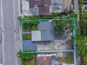 1340 NW 52nd St, Miami FL 33142