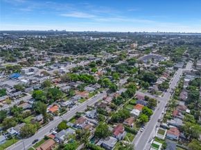1340 NW 52nd St, Miami FL 33142