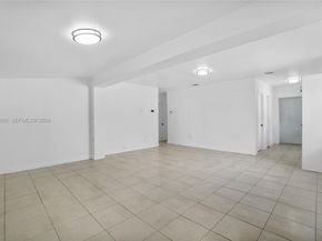 1340 NW 52nd St, Miami FL 33142