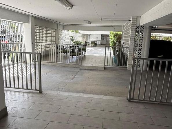 1620 West Ave 403, Miami Beach FL 33139