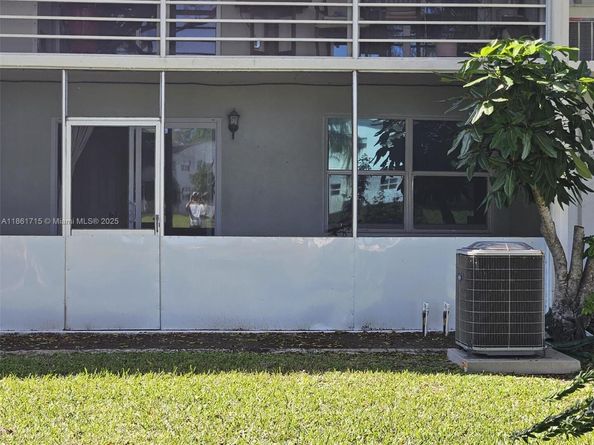 3 Tilford A 3, Deerfield Beach FL 33442