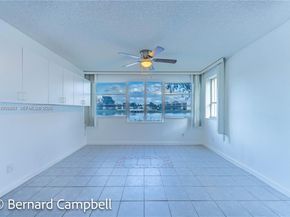 7264 S Devon Dr 112, Tamarac FL 33321