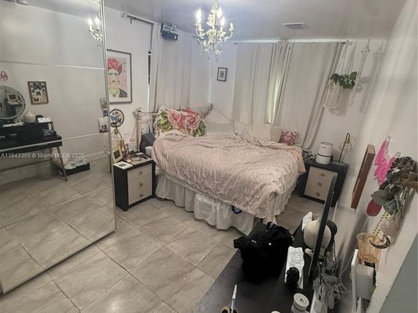 726 NW 75th St, Miami FL 33150