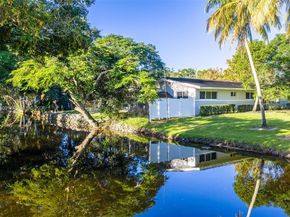 400 SW 62nd Ave, Plantation FL 33317