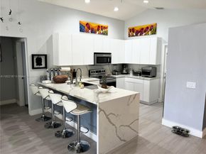 1605 Salerno Cir, Weston FL 33327